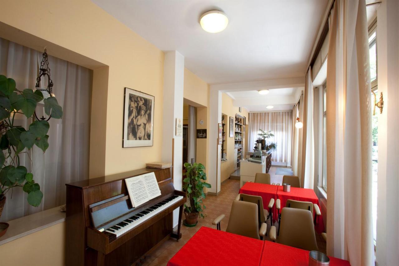 Albergo Moretti Senigallia Esterno foto