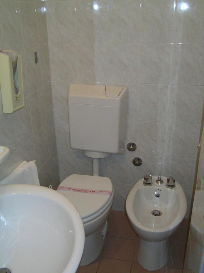 Albergo Moretti Senigallia Esterno foto