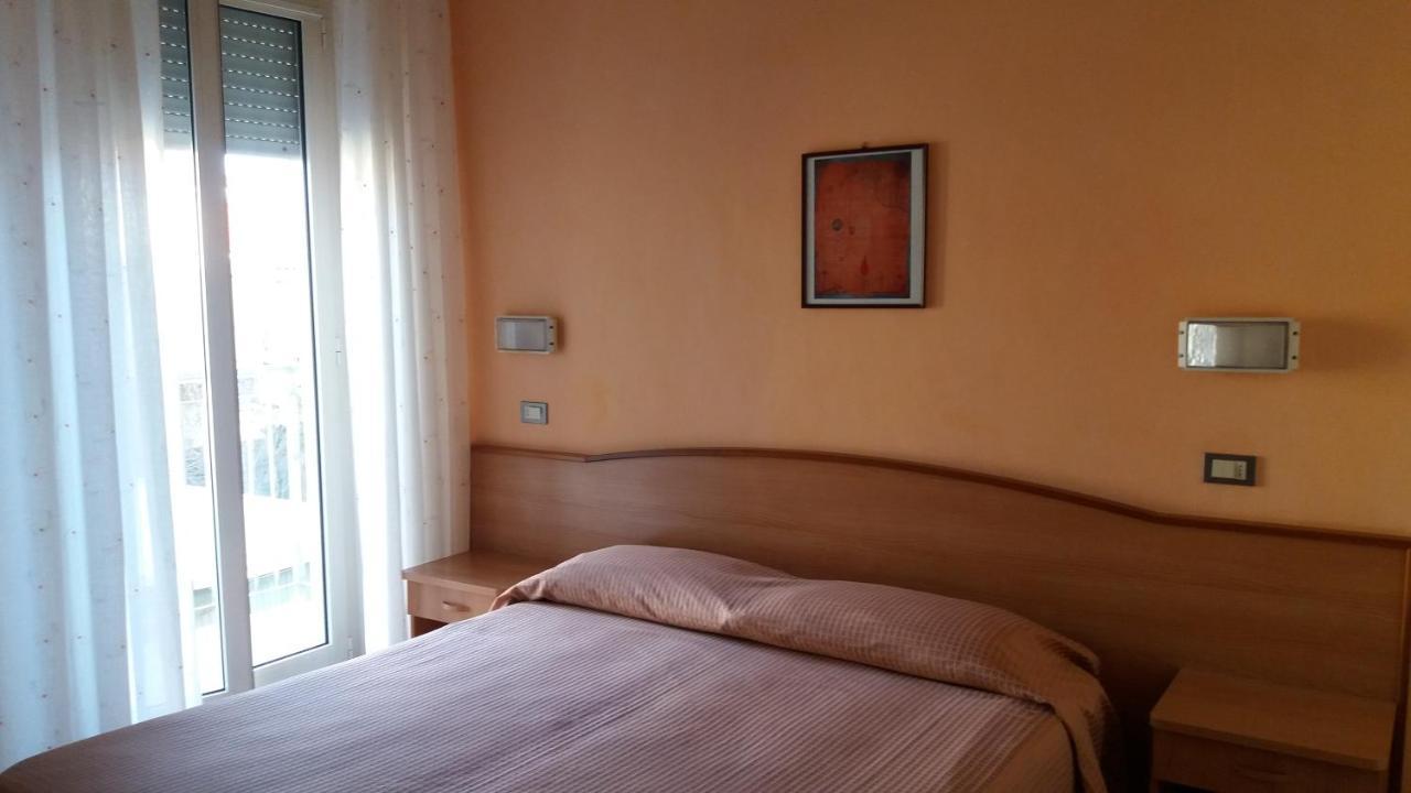 Albergo Moretti Senigallia Esterno foto