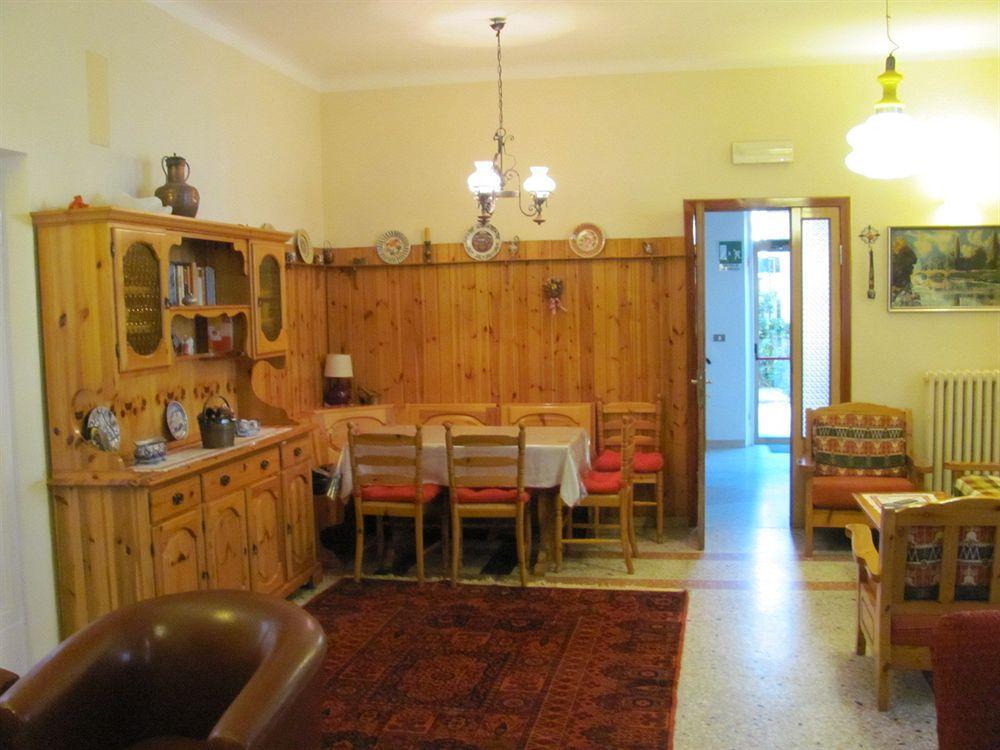 Albergo Moretti Senigallia Esterno foto